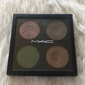 MAC Cosmetics Custom 4-Pan Eyeshadow Palette
